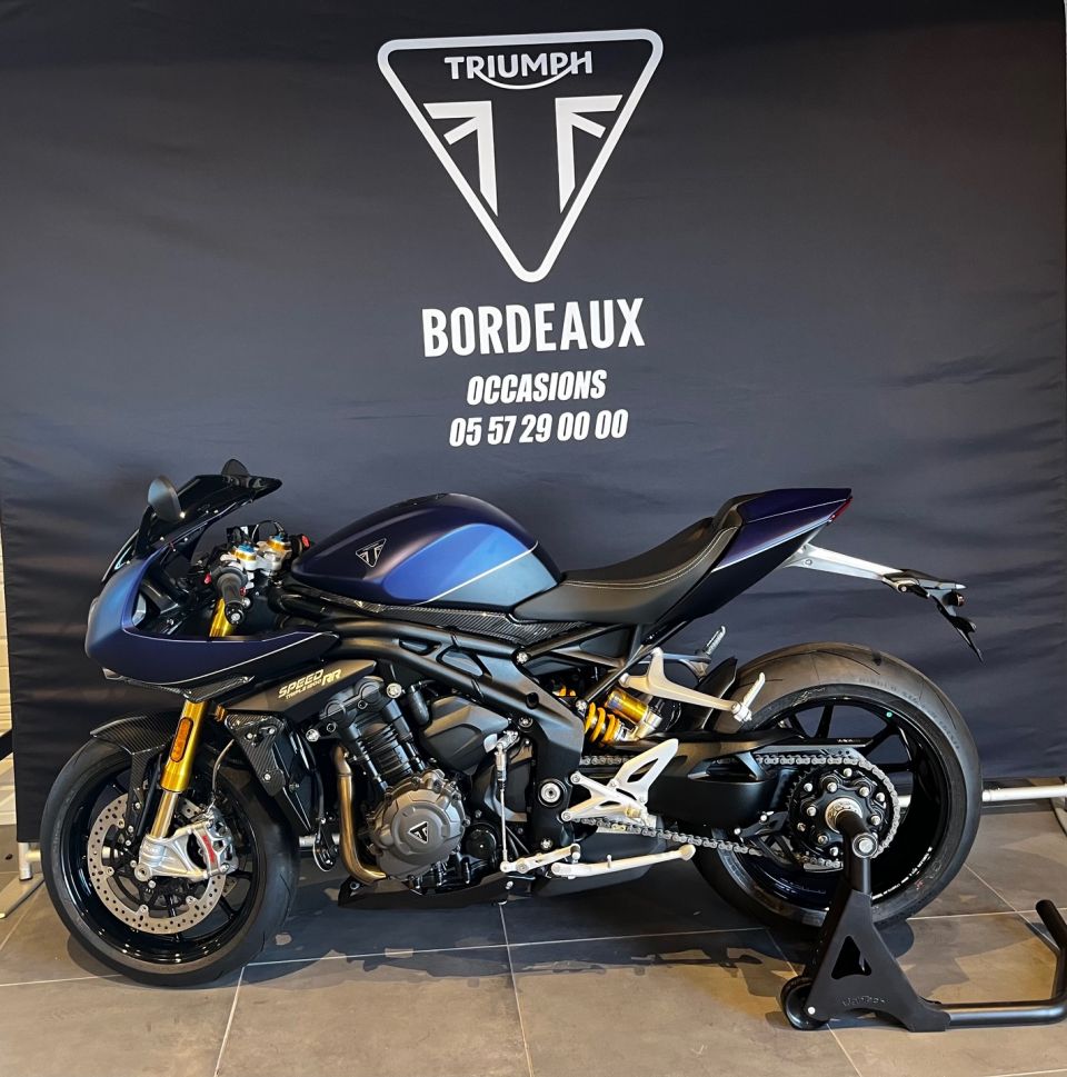 TRIUMPH SPEED TRIPLE 1200 RR 4