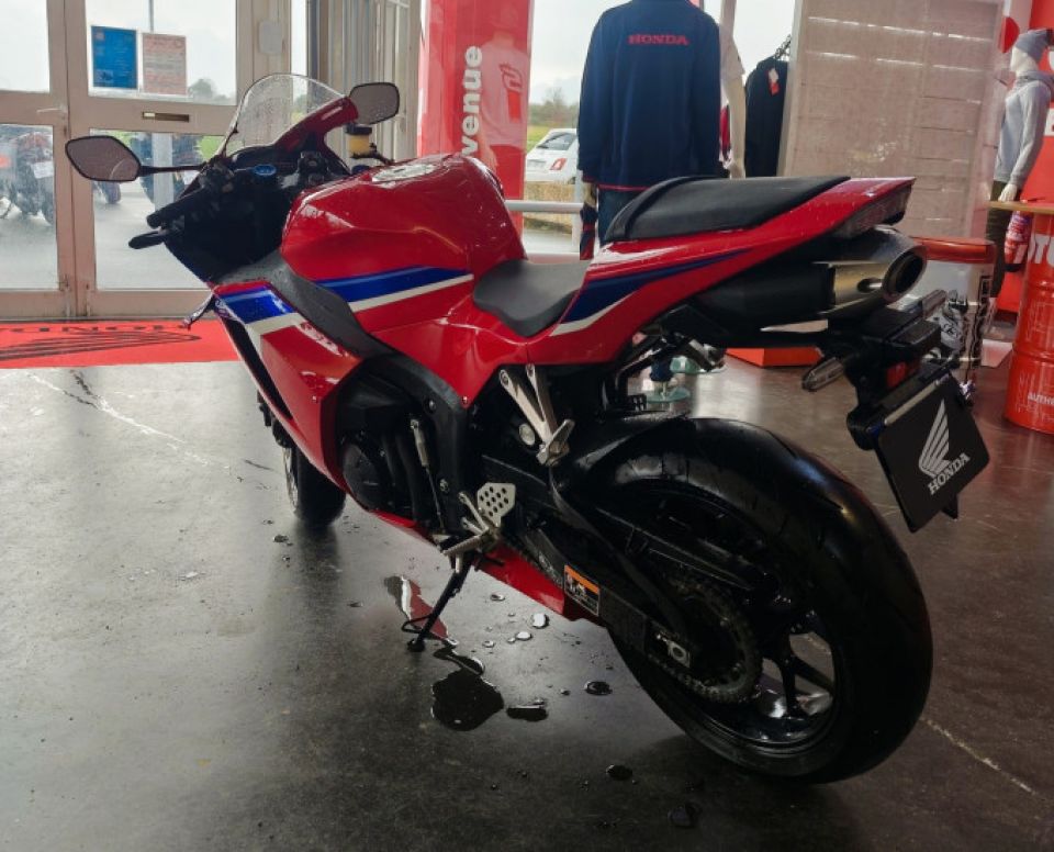 HONDA CBR600RR ABS 4