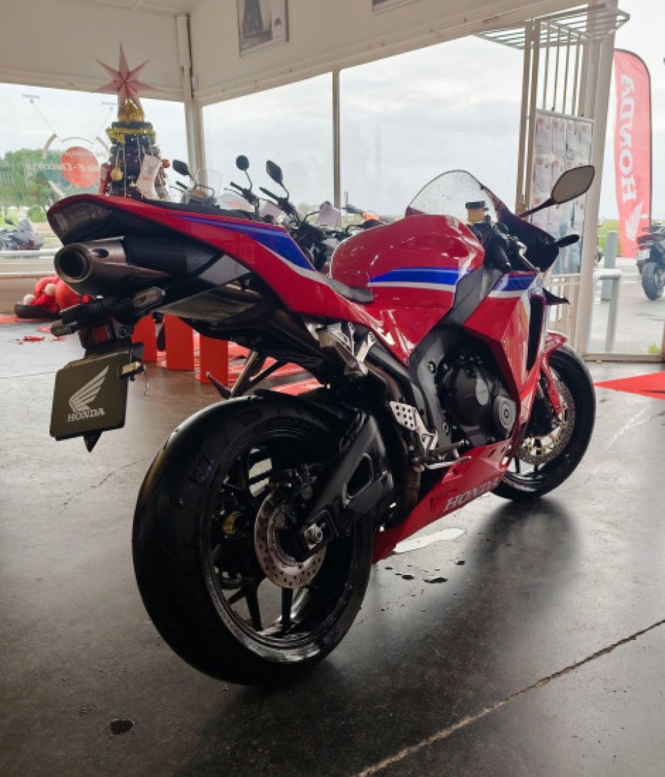 HONDA CBR600RR ABS 4
