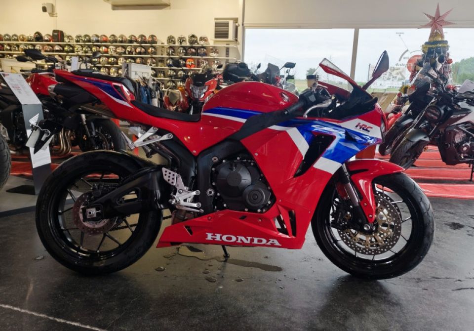 HONDA CBR600RR ABS 4