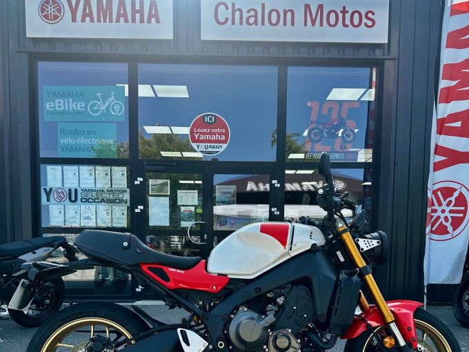 YAMAHA XSR 900 4