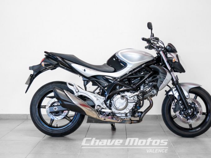 SUZUKI GLADIUS 650 4