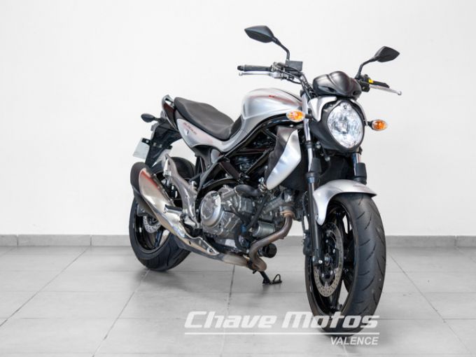 SUZUKI GLADIUS 650 4