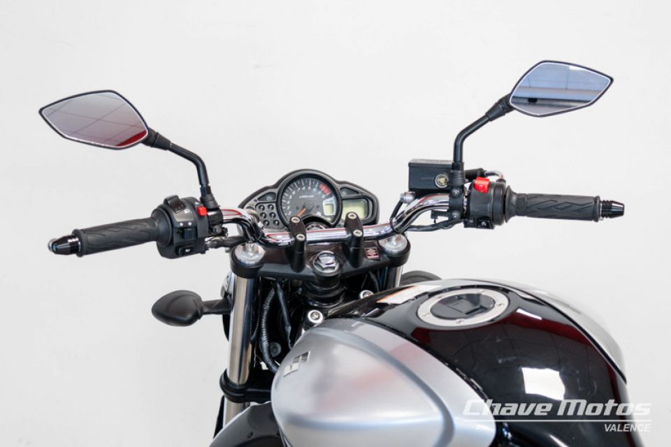 SUZUKI GLADIUS 650 4