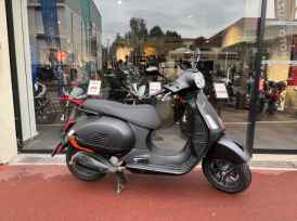 VESPA GTS SUPER SPORT - 2025