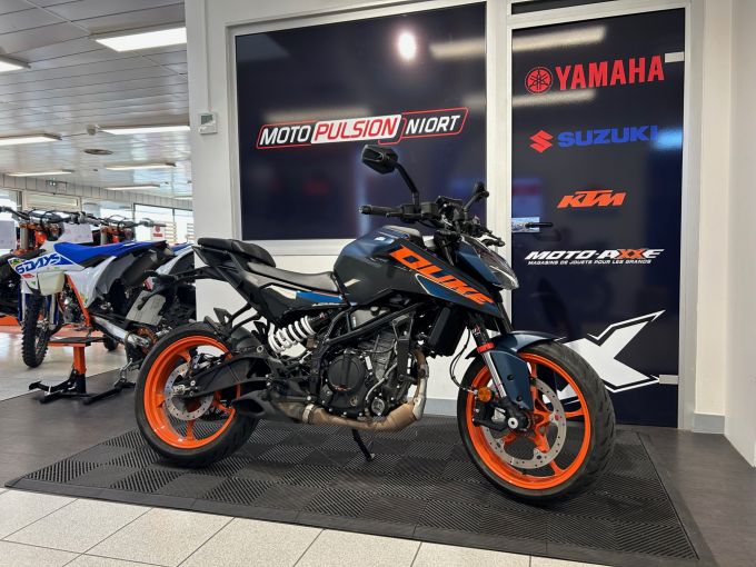 KTM 125 DUKE 4