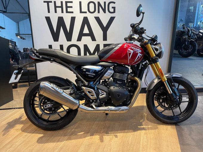 TRIUMPH SPEED 400 4