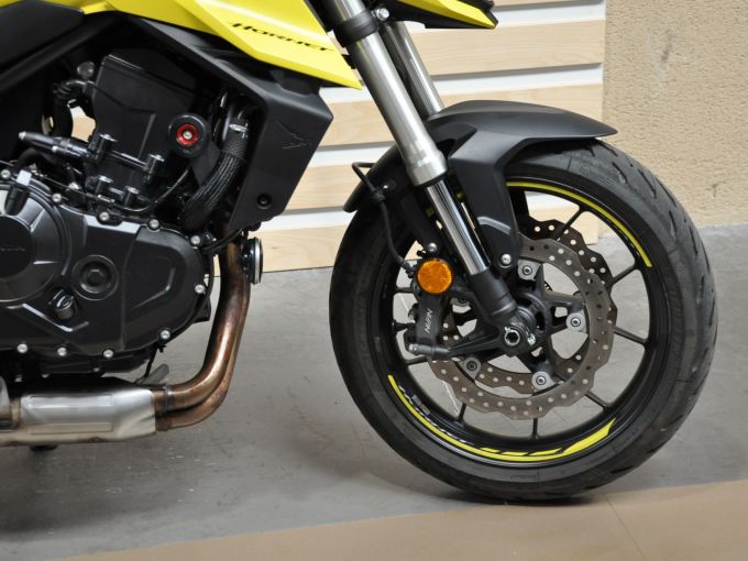 HONDA CB 750 HORNET 4