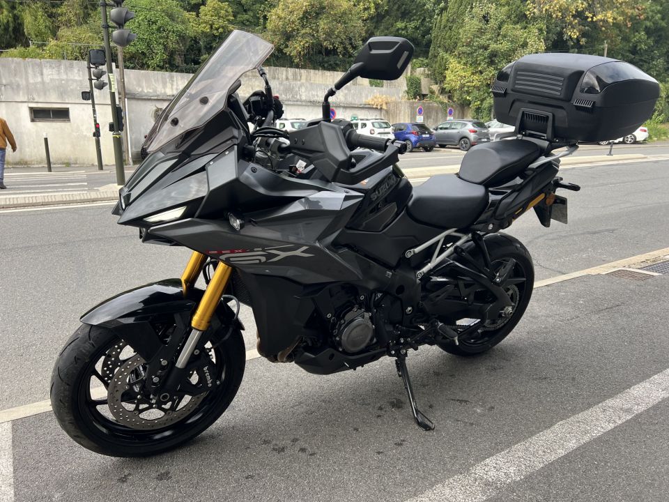 SUZUKI GSX-S 1000 GX 4