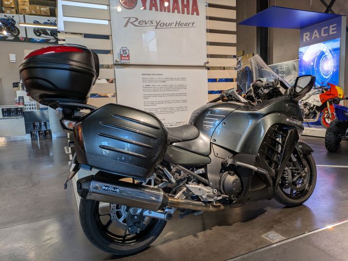 KAWASAKI GTR 1400 4