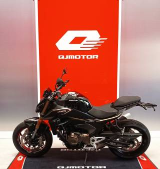 QJ MOTOR SRK 550 - 2025