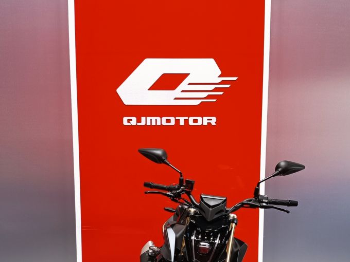 QJ MOTOR SRK 550 4