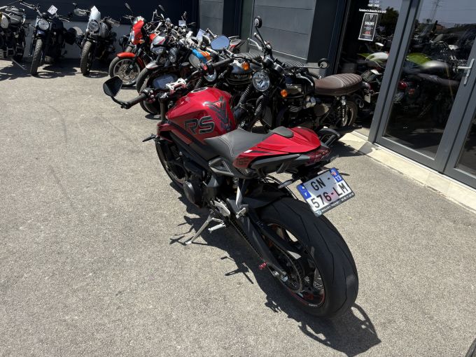 TRIUMPH STREET TRIPLE 765 RS 4