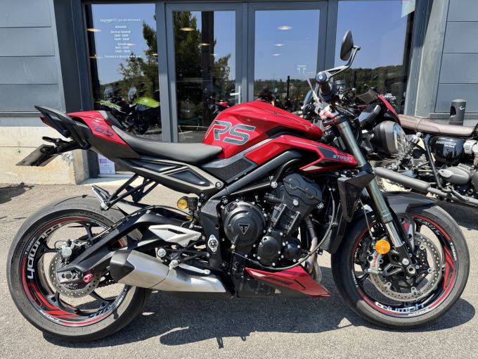 TRIUMPH STREET TRIPLE 765 RS 4