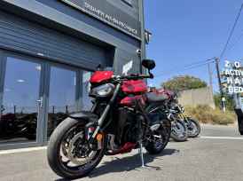 TRIUMPH STREET TRIPLE 765 RS - 2023