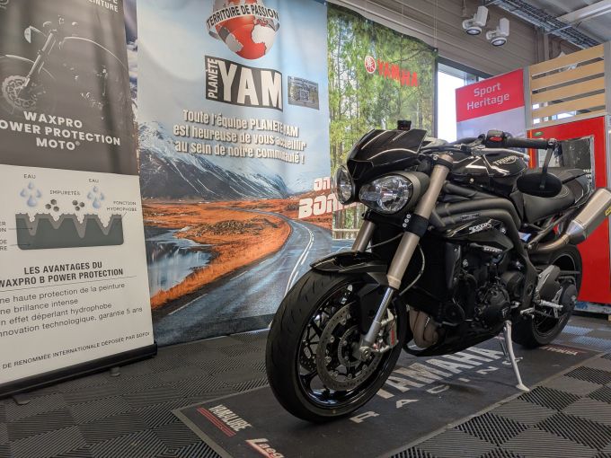 TRIUMPH SPEED TRIPLE 1050 S  4