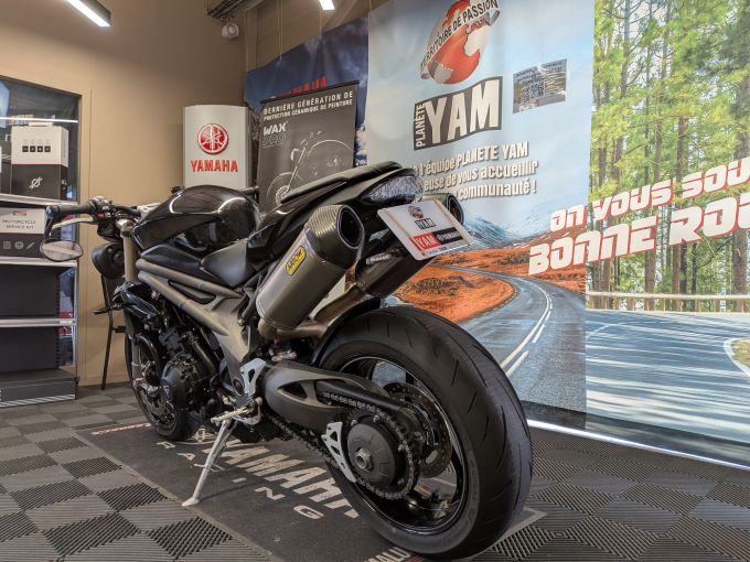 TRIUMPH SPEED TRIPLE 1050 S  4