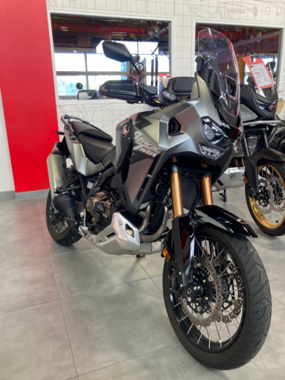 HONDA Africa Twin CRF1100L Adv Sport Suspensions électro 4