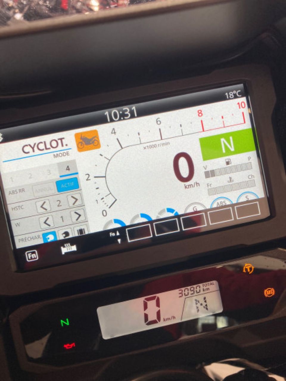 HONDA Africa Twin CRF1100L Adv Sport Suspensions électro 4