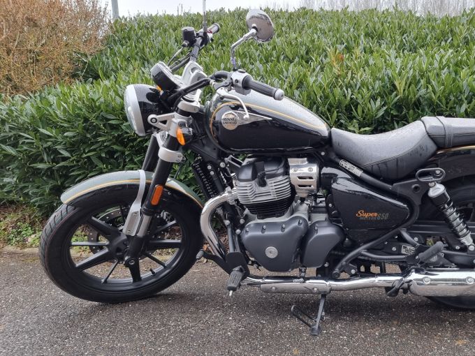 ROYAL ENFIELD SUPER METEOR 4