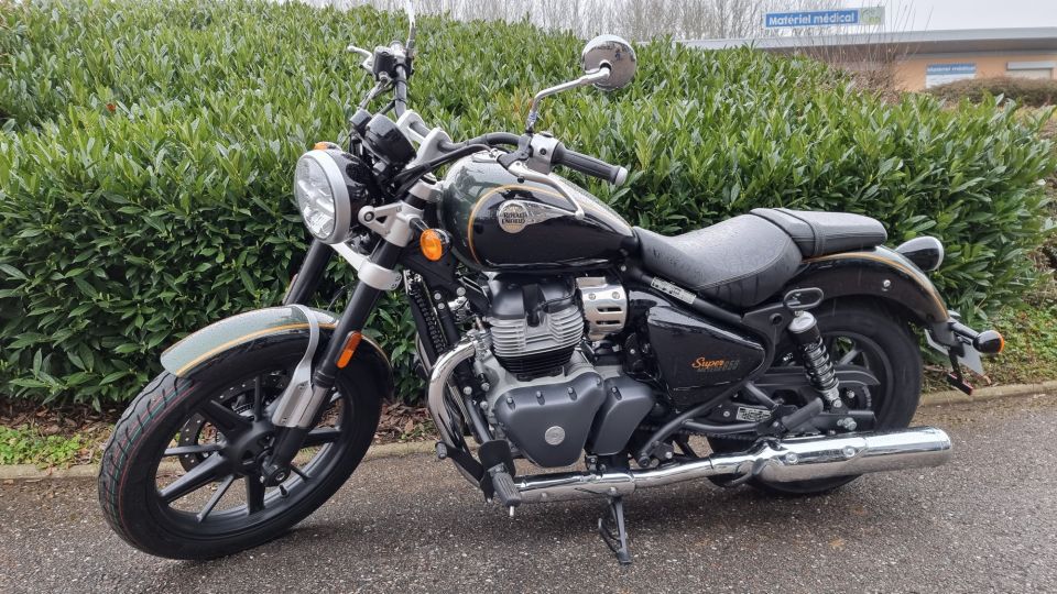 ROYAL ENFIELD SUPER METEOR 4