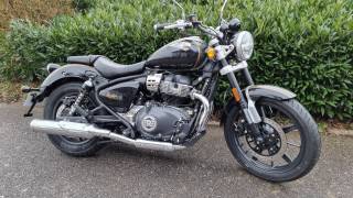 ROYAL ENFIELD SUPER METEOR - 2025