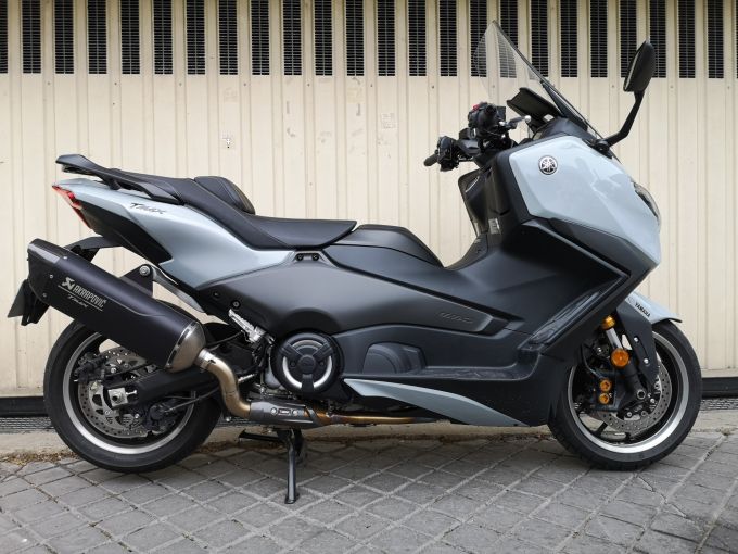 YAMAHA XP T-MAX 560 TECH MAX 4