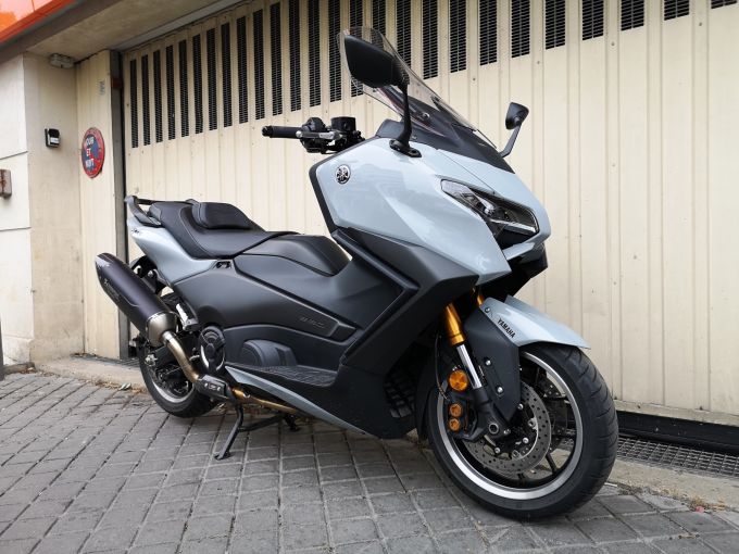 YAMAHA XP T-MAX 560 TECH MAX 4