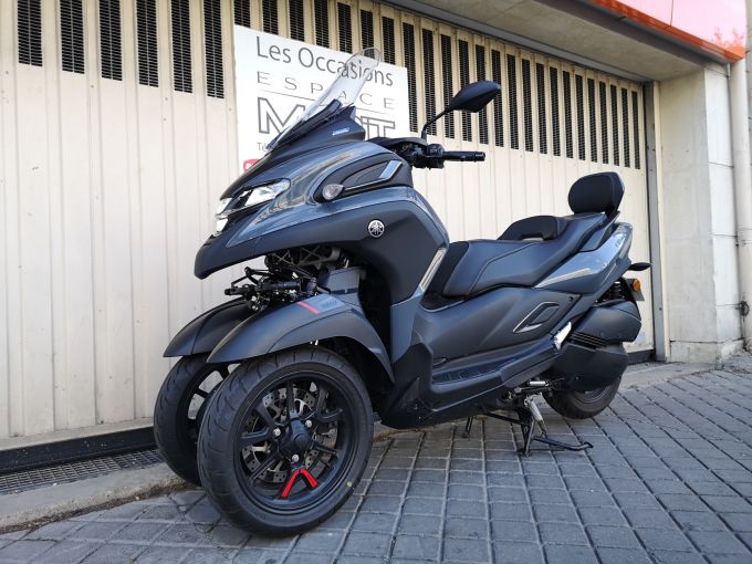 YAMAHA TRICITY 300 4