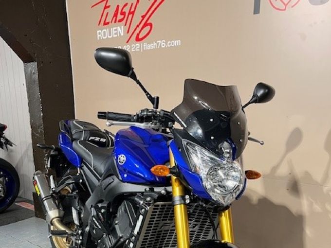 YAMAHA FZ8 4