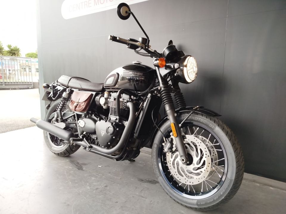 TRIUMPH Bonneville T120 Black 4