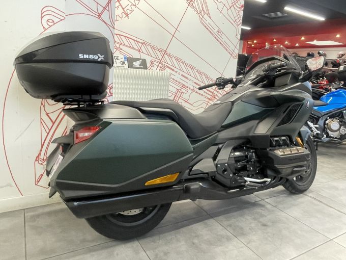 HONDA GL 1800 GOLDWING DCT 4