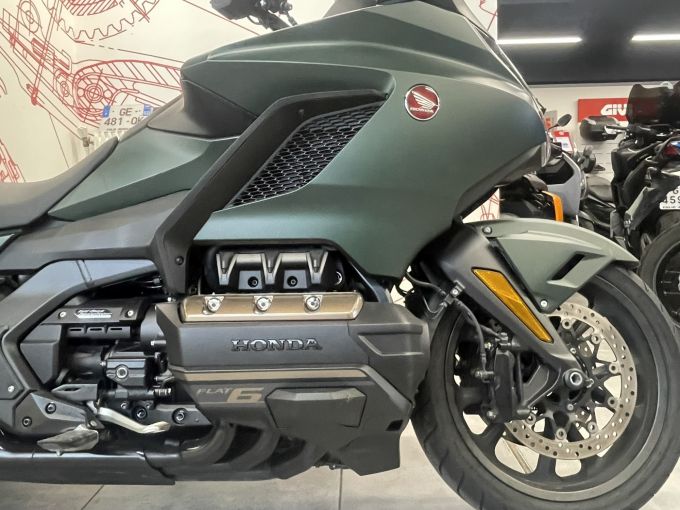 HONDA GL 1800 GOLDWING DCT 4