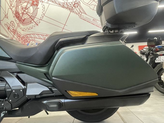 HONDA GL 1800 GOLDWING DCT 4