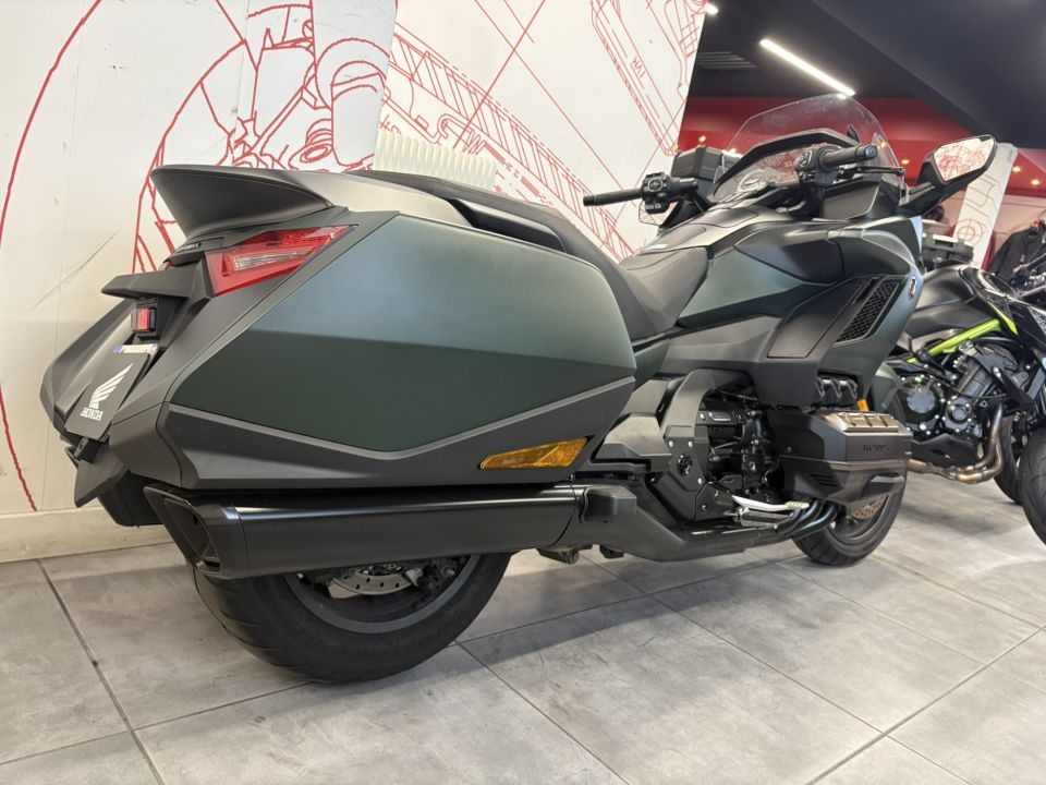 HONDA GL 1800 GOLDWING DCT 4