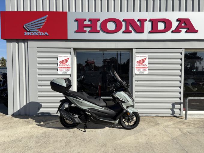 HONDA FORZA 125 ABS 4