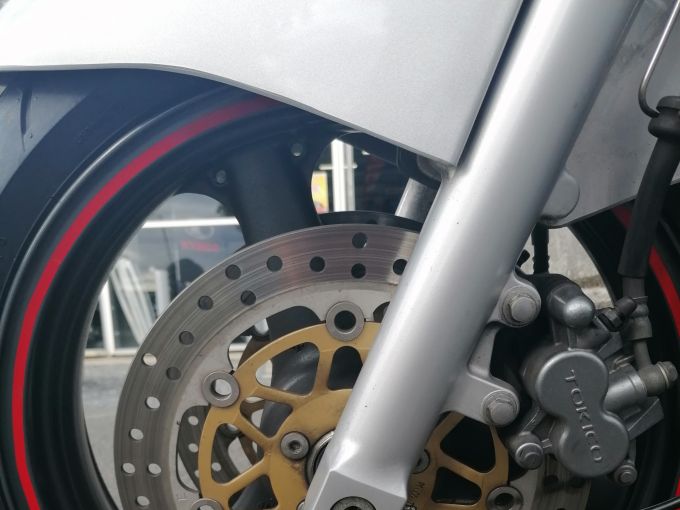 KAWASAKI ZR-7 S 4