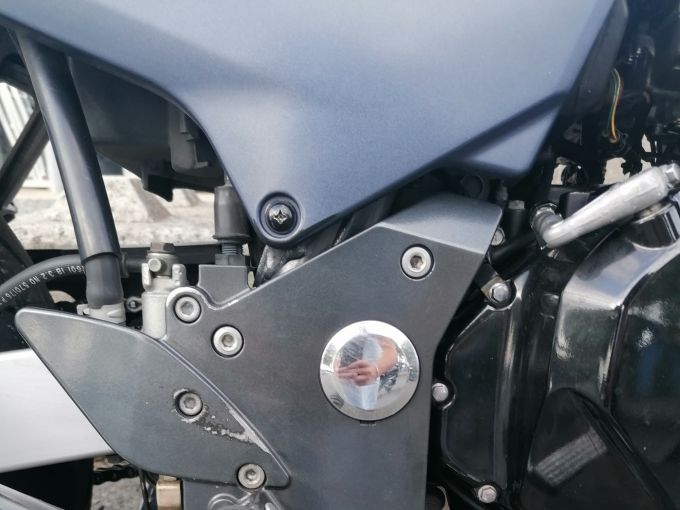 KAWASAKI ZR-7 S 4