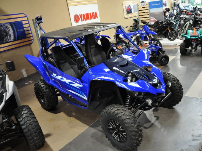 YAMAHA YXZ 1000R 4
