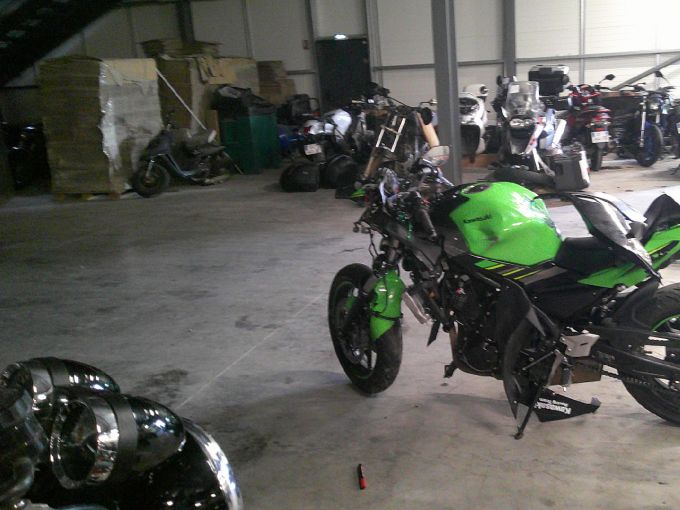 KAWASAKI NINJA 650 4