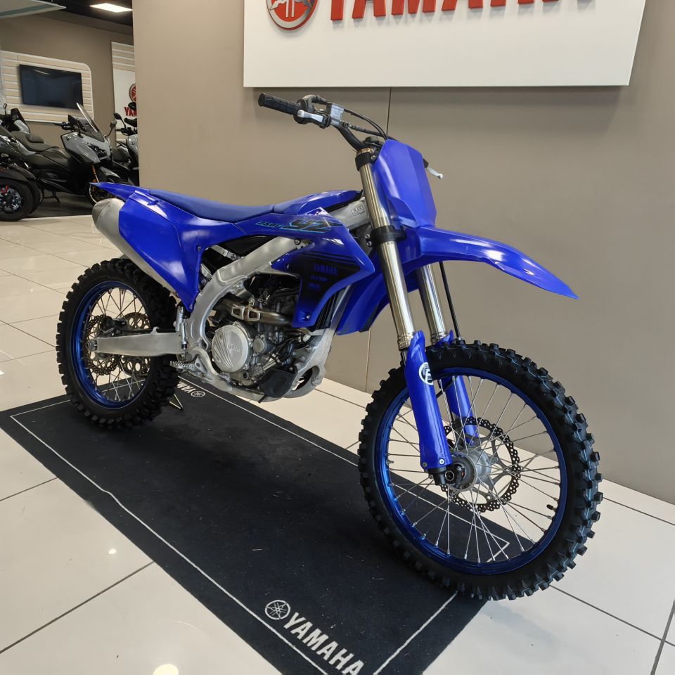 YAMAHA YZ250F 4