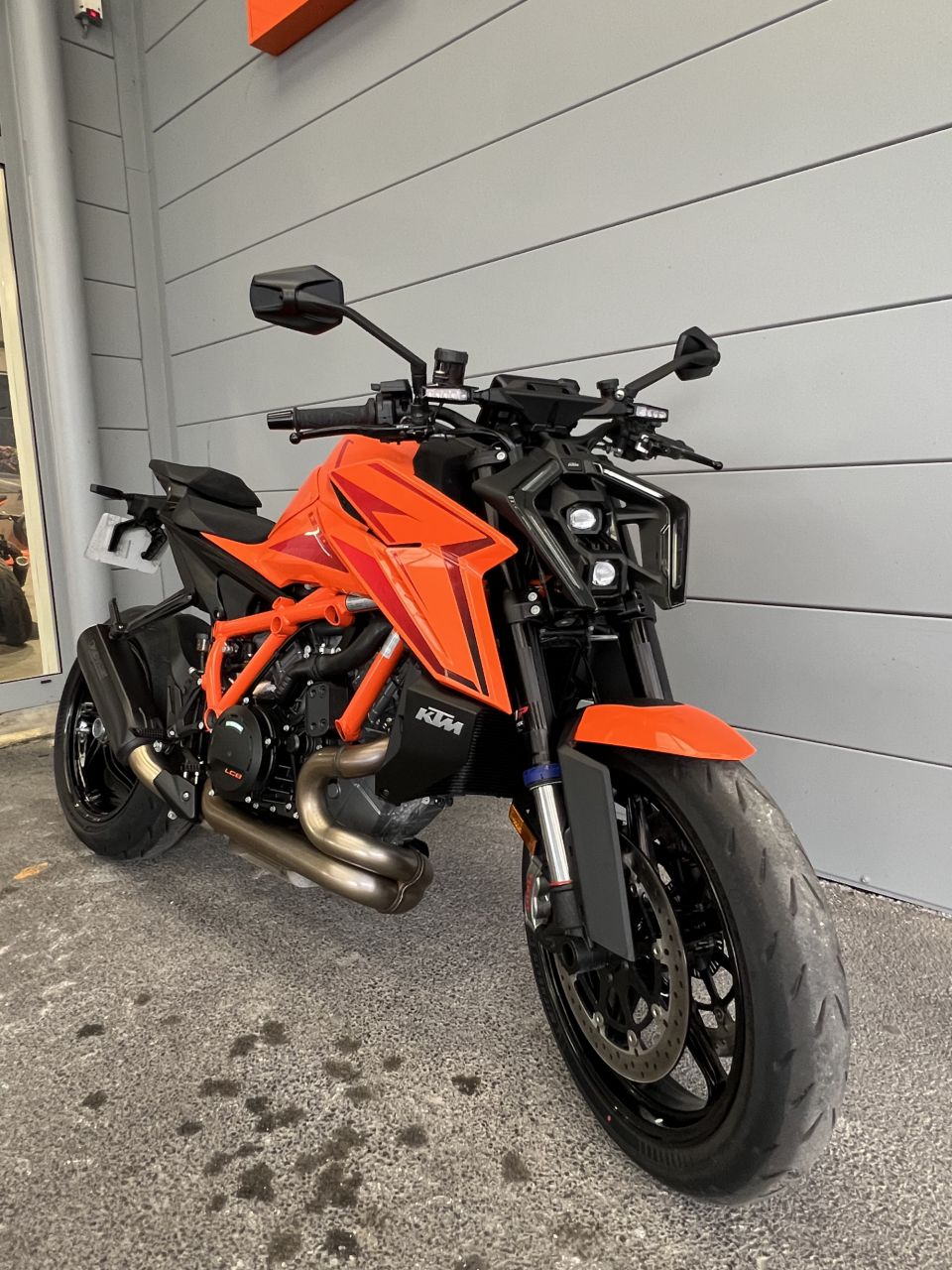 KTM 1390 SUPER DUKE R EVO 4