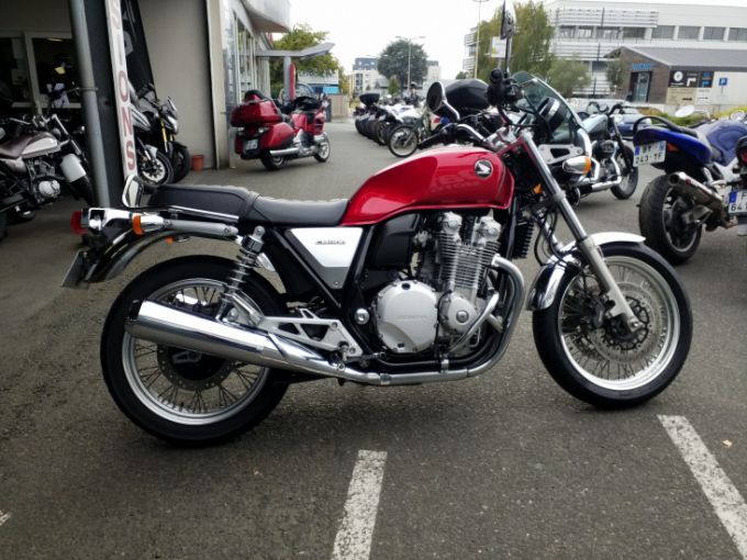 HONDA CB1100 EX 4