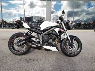 TRIUMPH STREET TRIPLE 660 S A2 - 2022