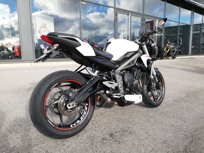 TRIUMPH STREET TRIPLE 660 S A2 4
