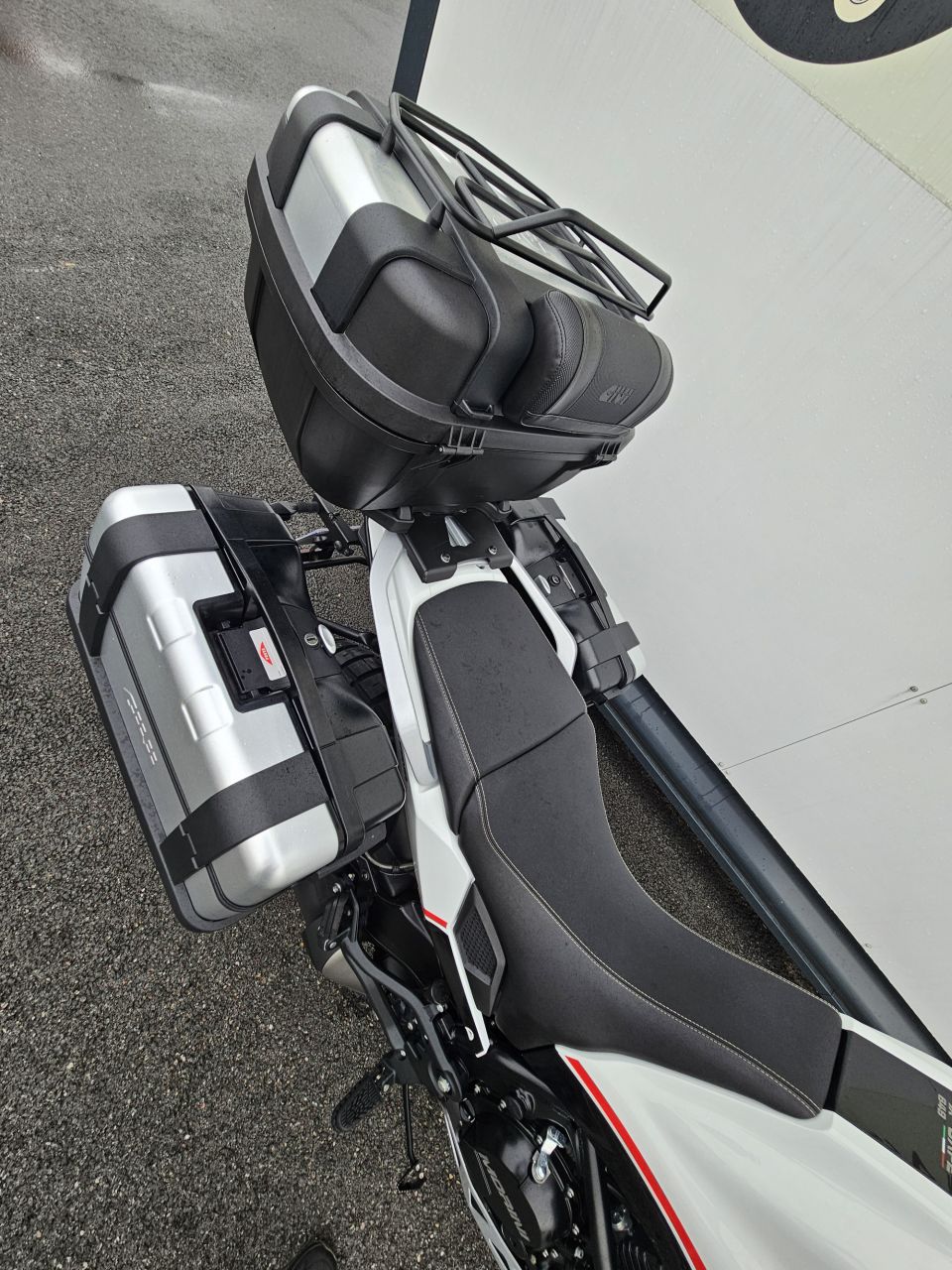 MOTO MORINI X-cape 650 4