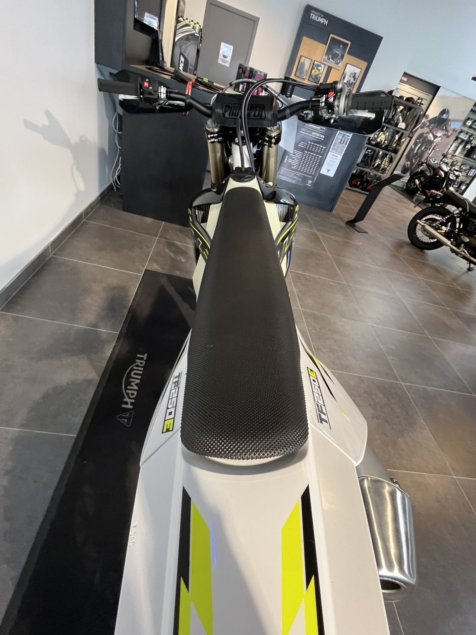 TRIUMPH TRIUMPH TF E 250 ENDURO 4