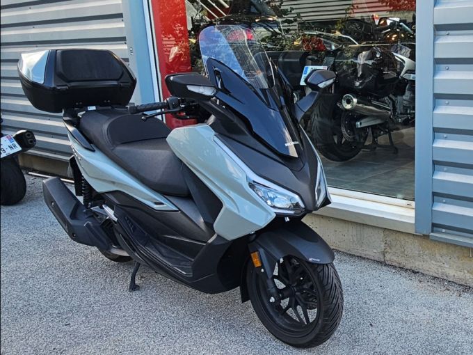HONDA NSS FORZA 125 4