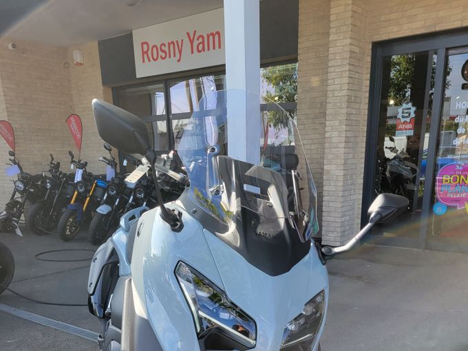 YAMAHA XP T-MAX 560 TECH MAX 4