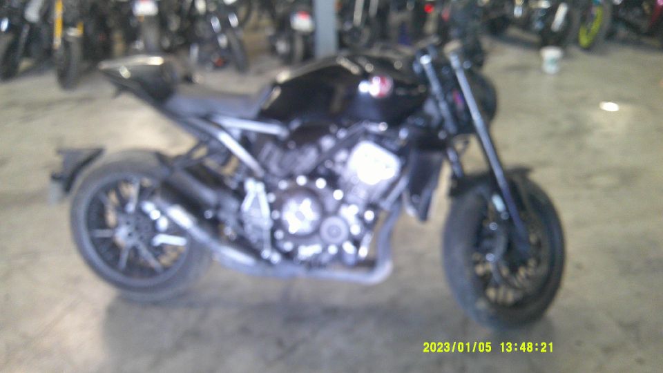 HONDA CB 1000 R ABS 4